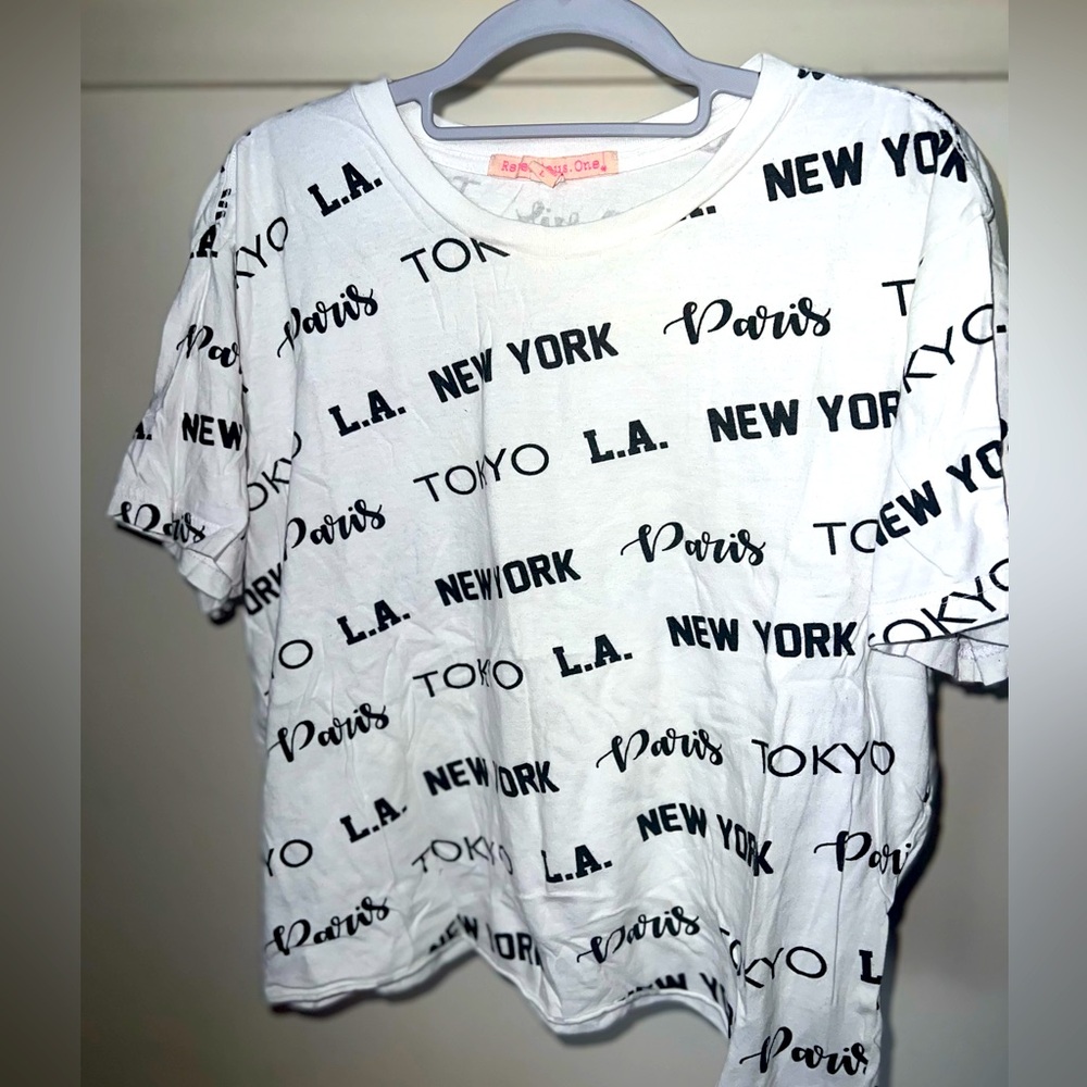 White t shirt